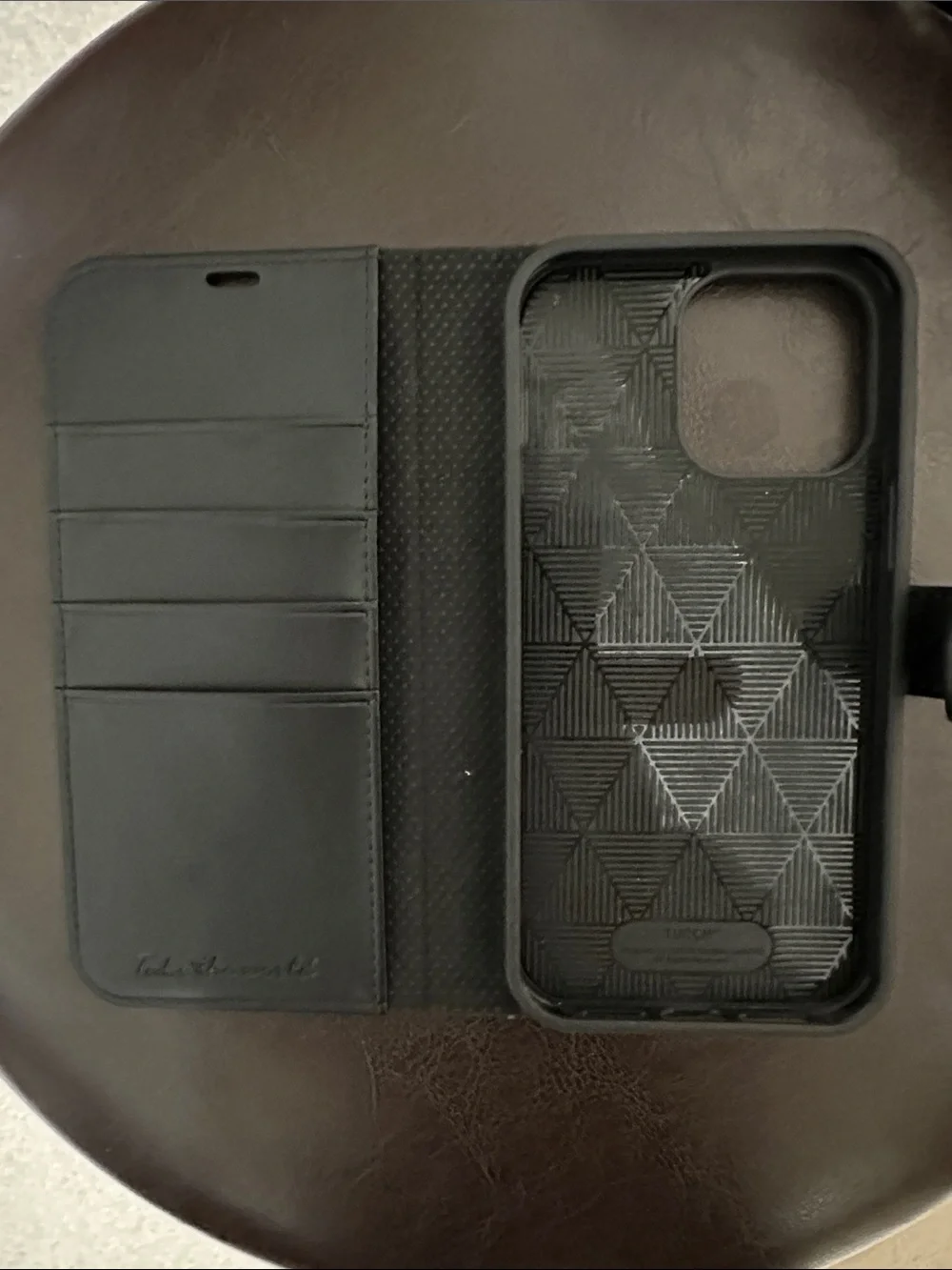 TUCCI Two-Tone Black and Blue Folio Phone Case with Card Slots